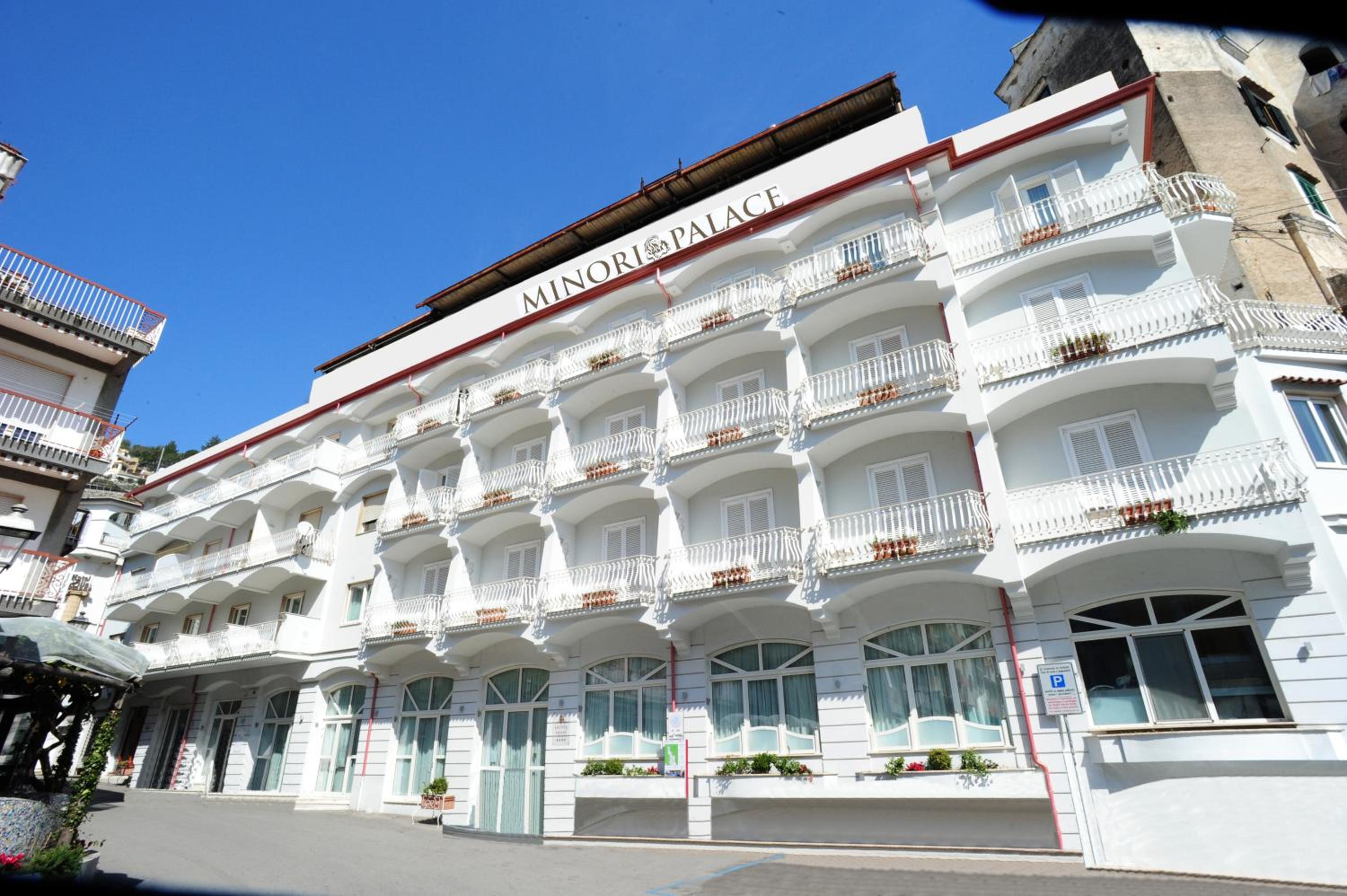 Minor Palace Hotel Formerly Bristol 2/57