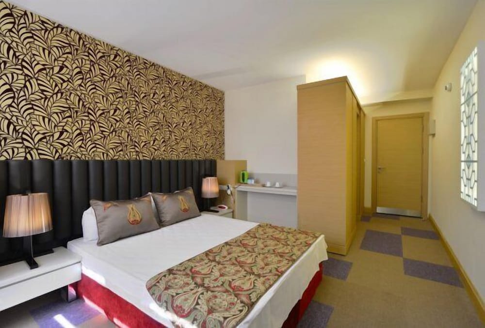 Istcity Hotel 5/47