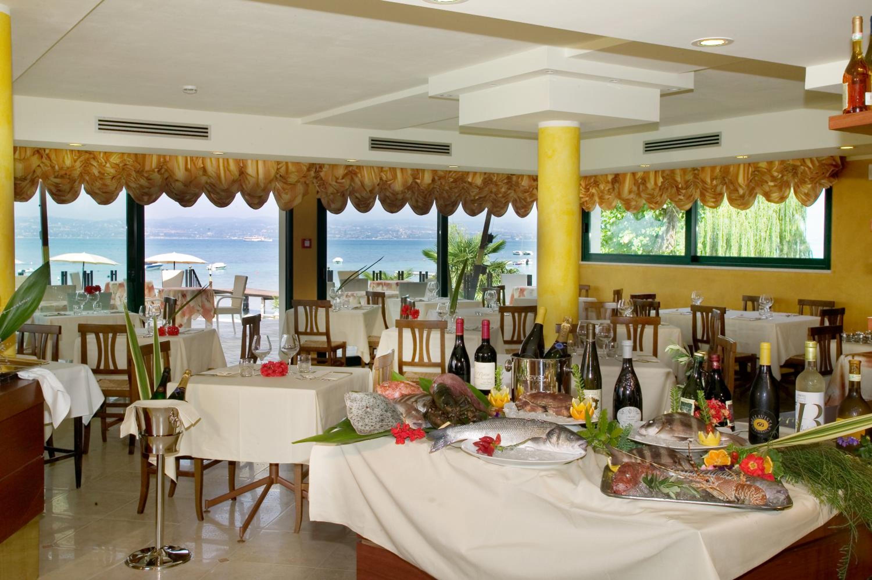 Hotel La Rondine 30/50