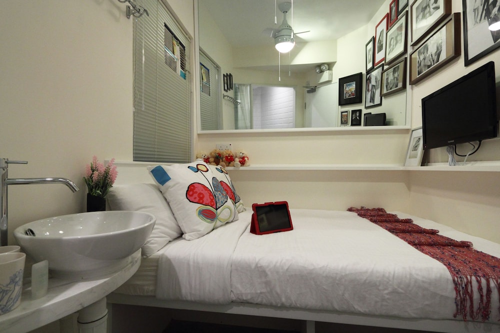 MINI, DOUBLE BED