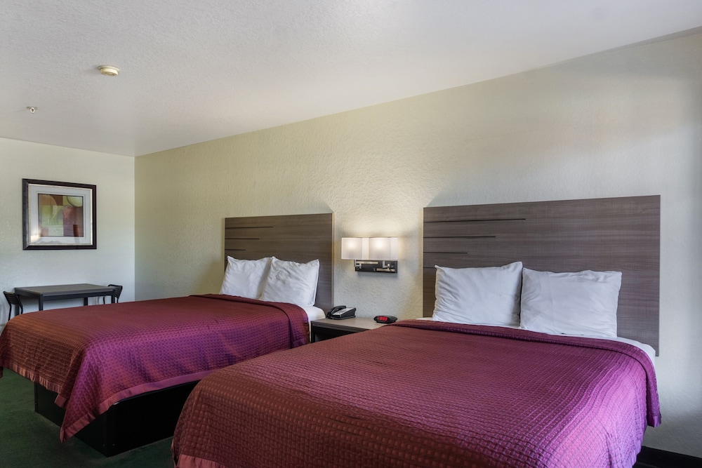 Oyo Inn And Suites Medical Center San Antonio 27/47