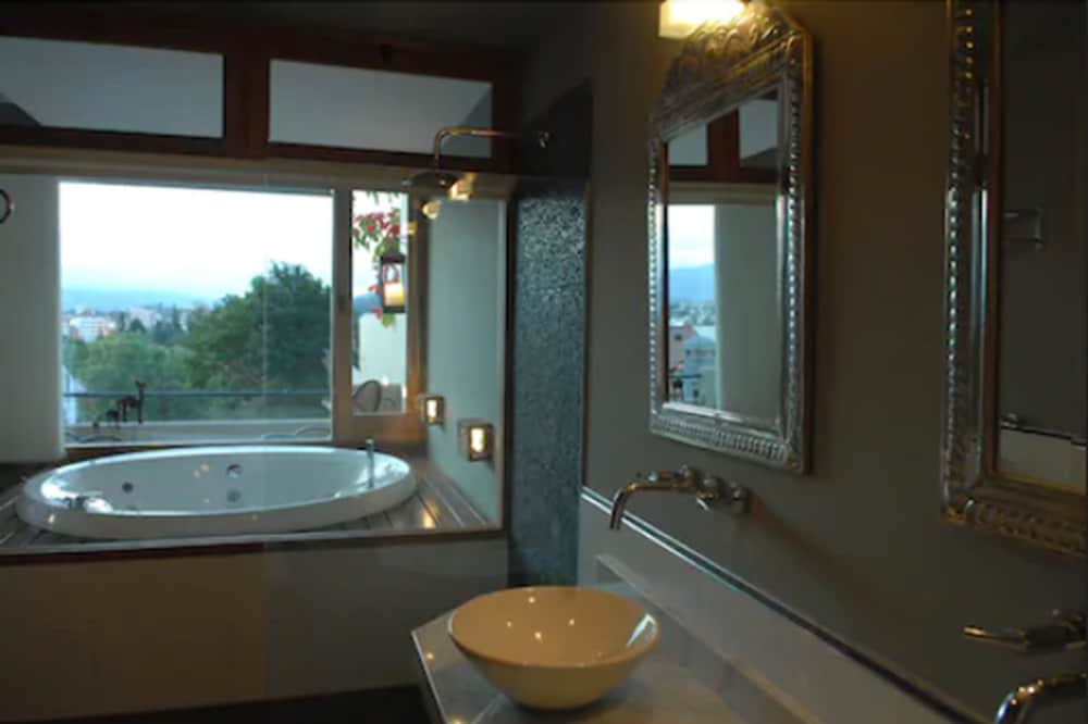 KKALA BOUTIQUE HOTEL 38/70