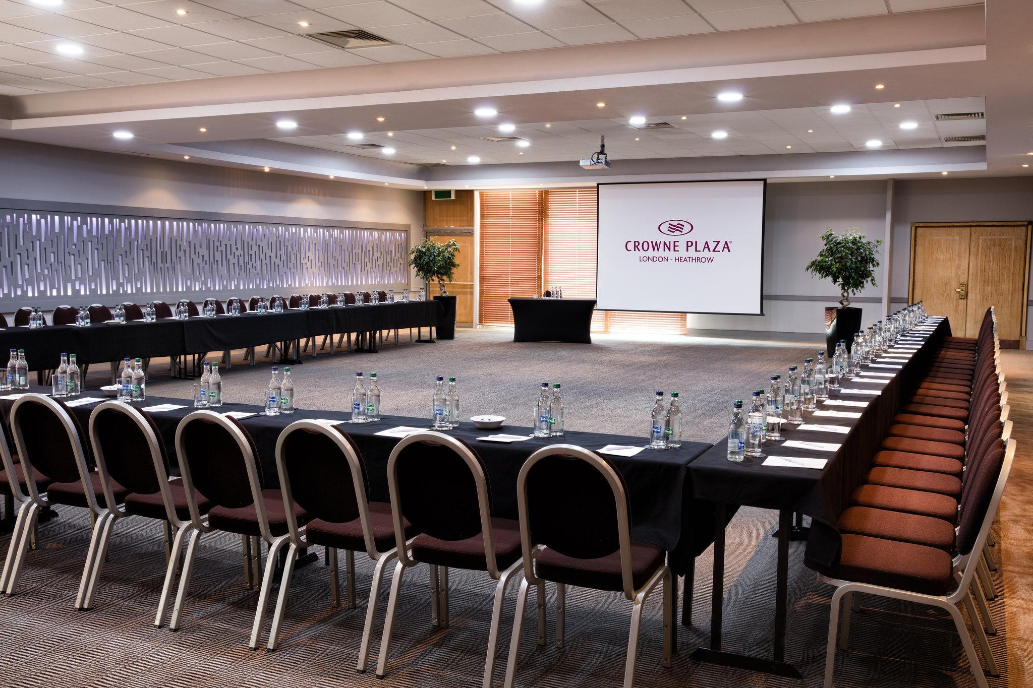 Crowne Plaza London - Heathrow 42/50