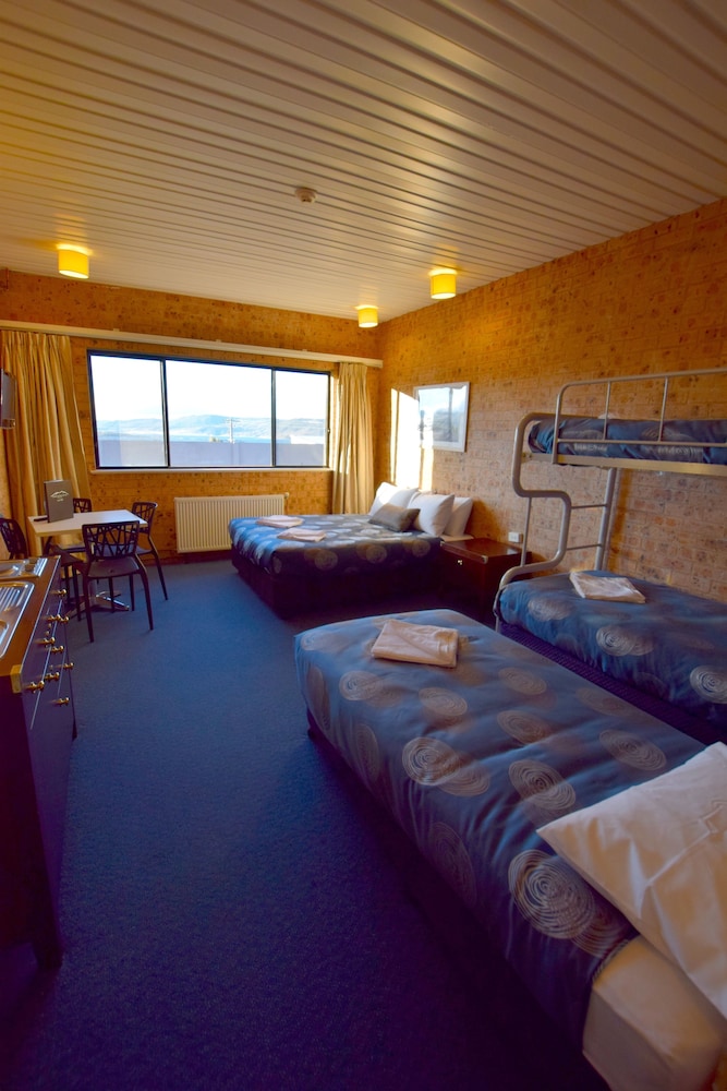 Deluxe, Family, 1 Queen and 1 Single Bed, Bunk Bed, Ground Floor