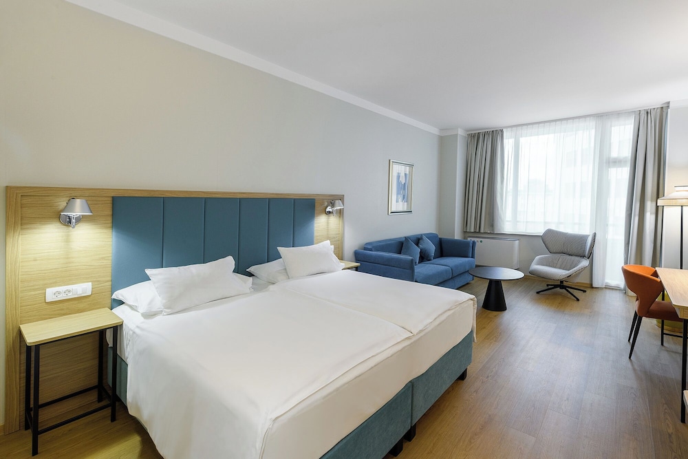 غرفة عائلية بسريرين مزدوجين مع أريكة، Eurostars Uhotel Ex Uhotel 4/8