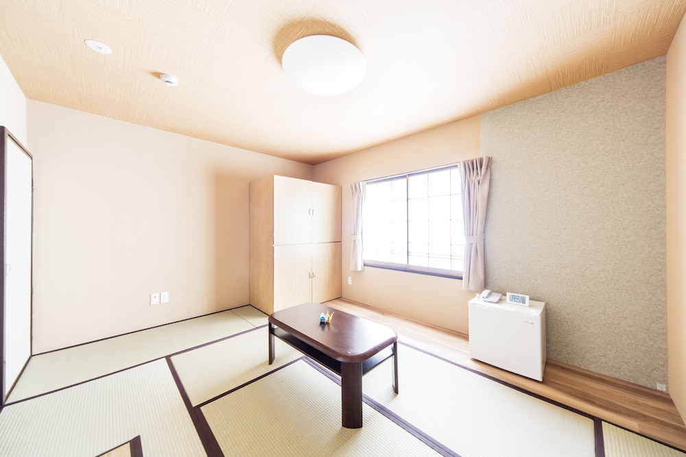 Best Hotel 35/44