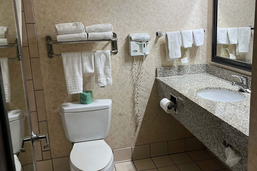 Days Inn by Wyndham Coffeyville 62/63