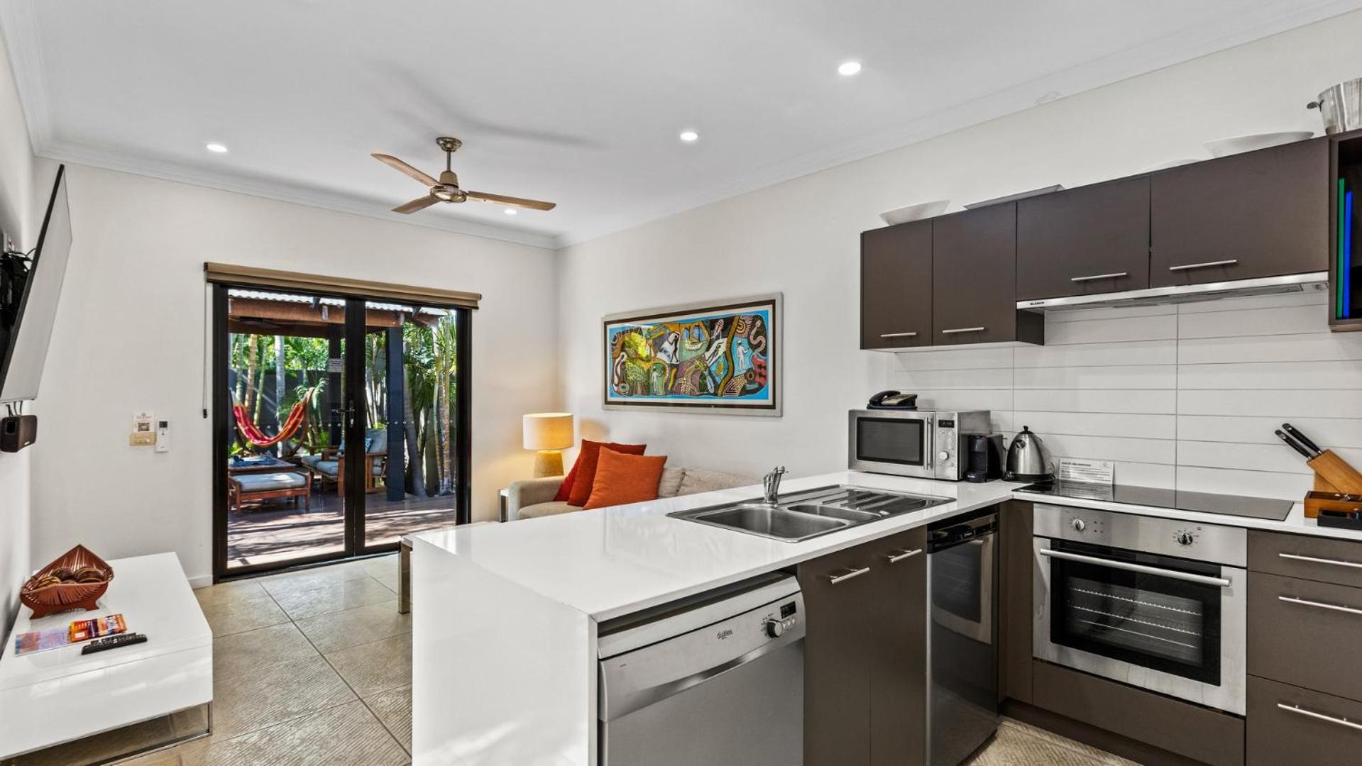 1 Bedroom, Pool, Suite، The Pearle of Cable Beach Broome 2/2