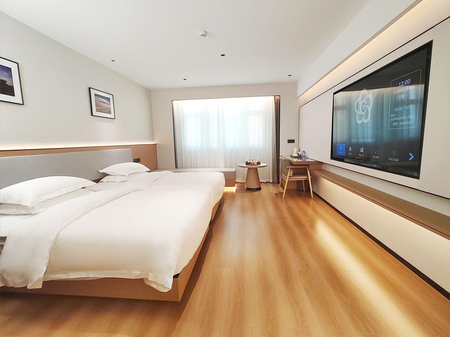 Global Hotel 15/27