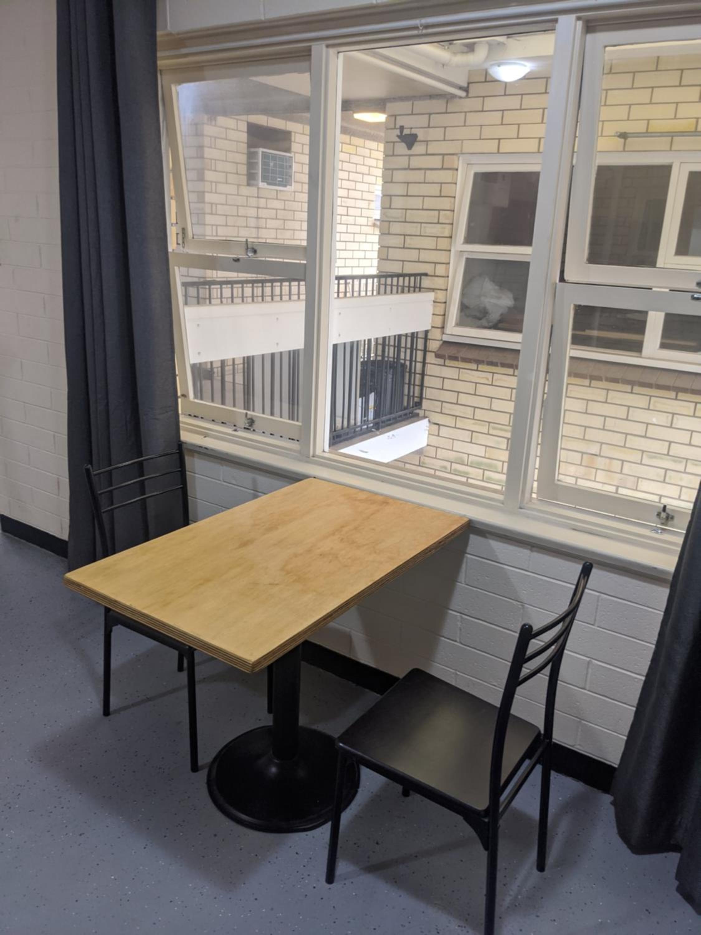 Adelaide Motel Backpackers 17/24