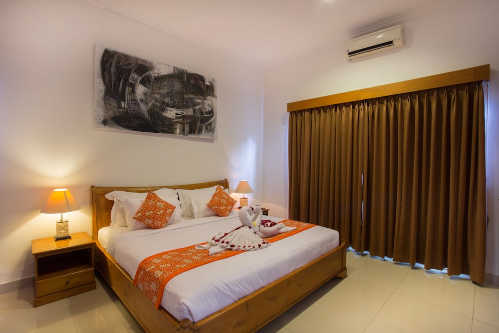 Sandi Agung Villa 12/50