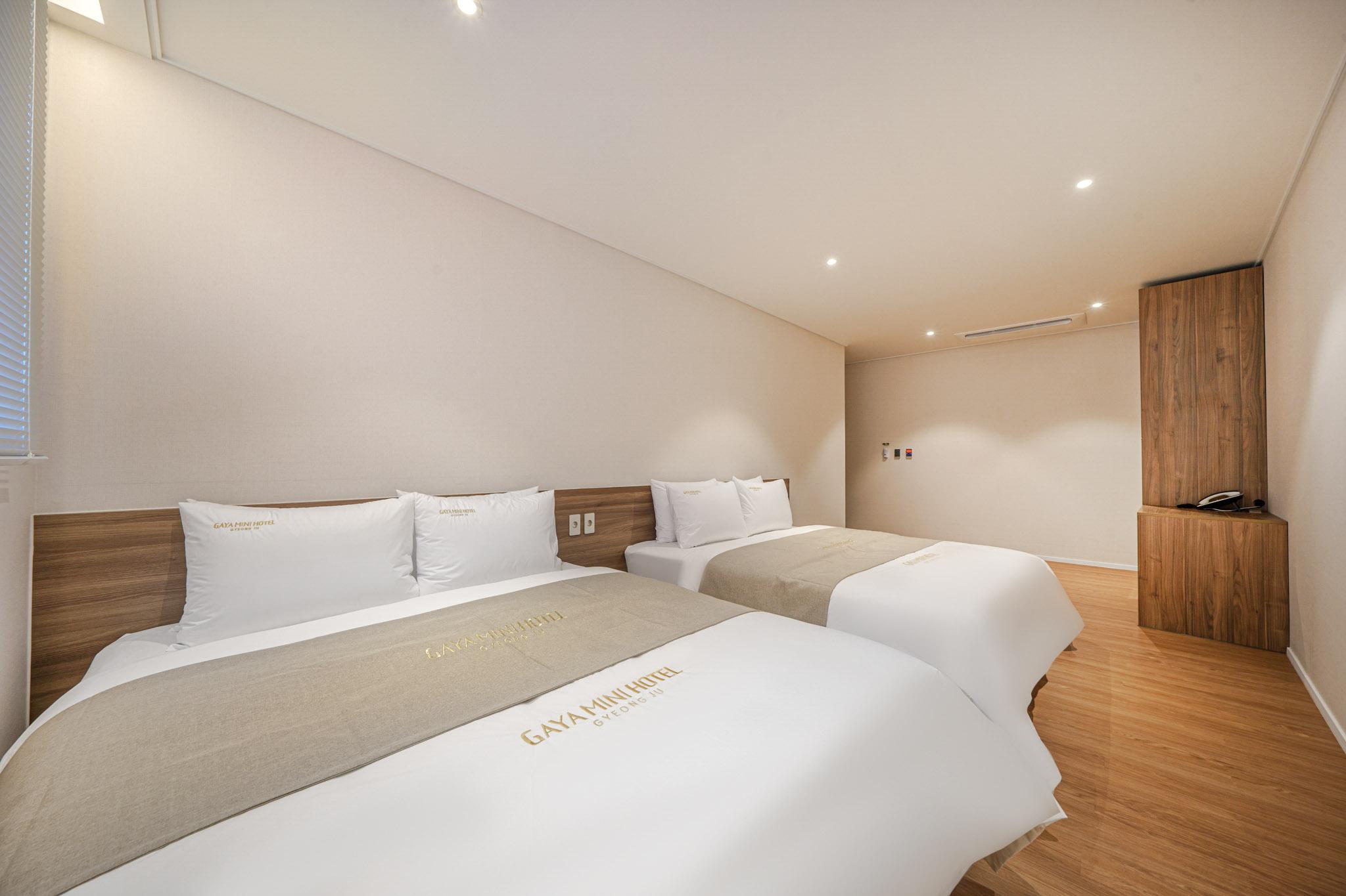 Family, Twin Beds