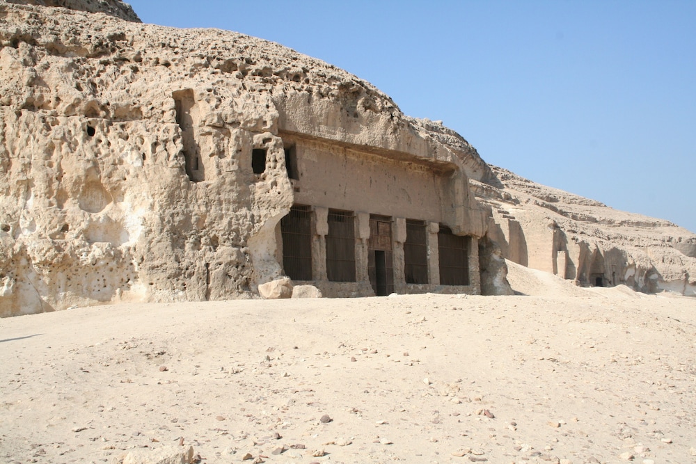 Nefri Pyramids Hotel 45/50