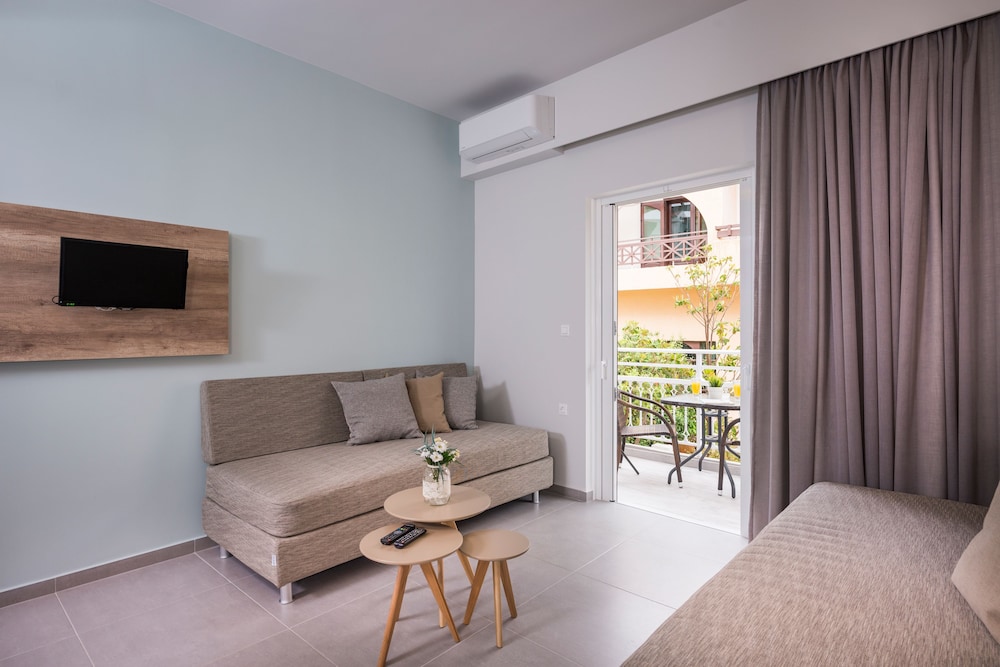 Irini Stalos Apartments 25/50