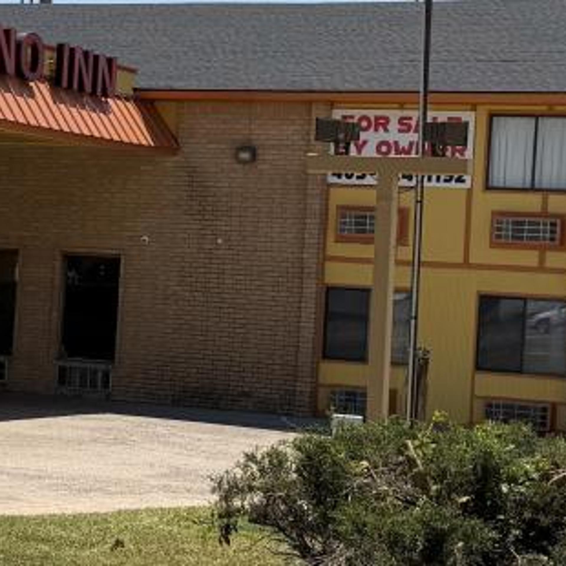 Econo Lodge West 2/14