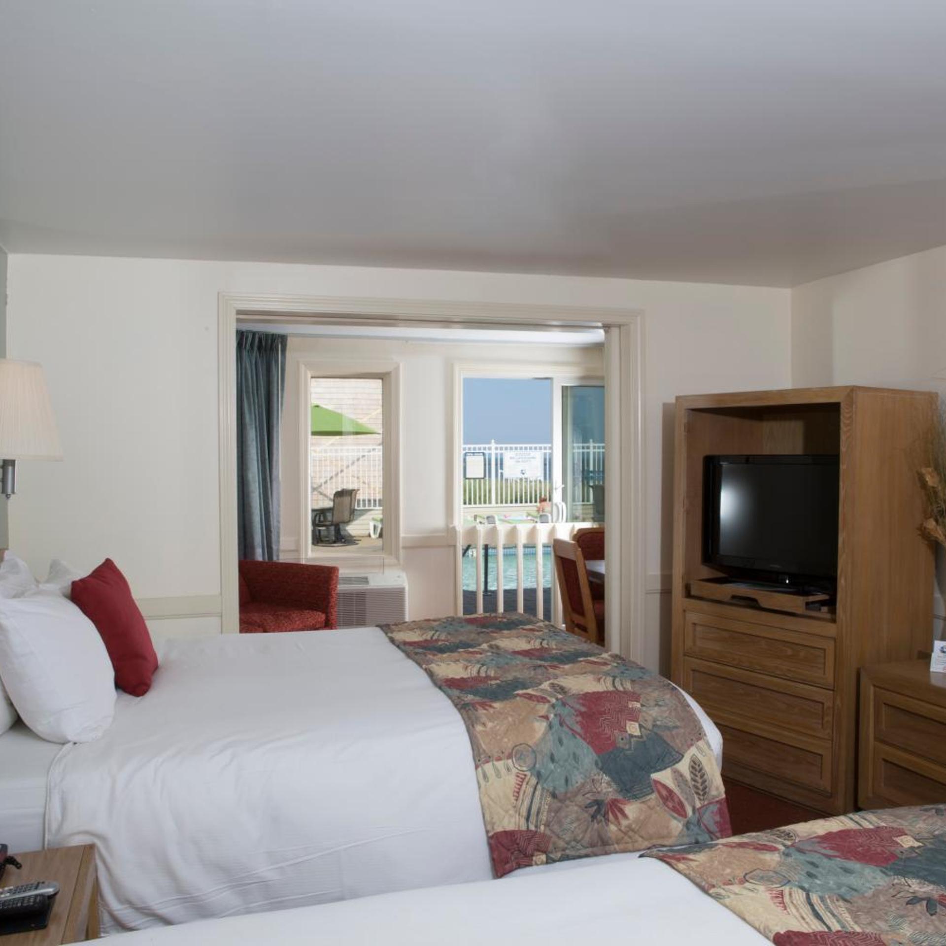 The Corsair & Cross Rip Oceanfront Hotel 16/50