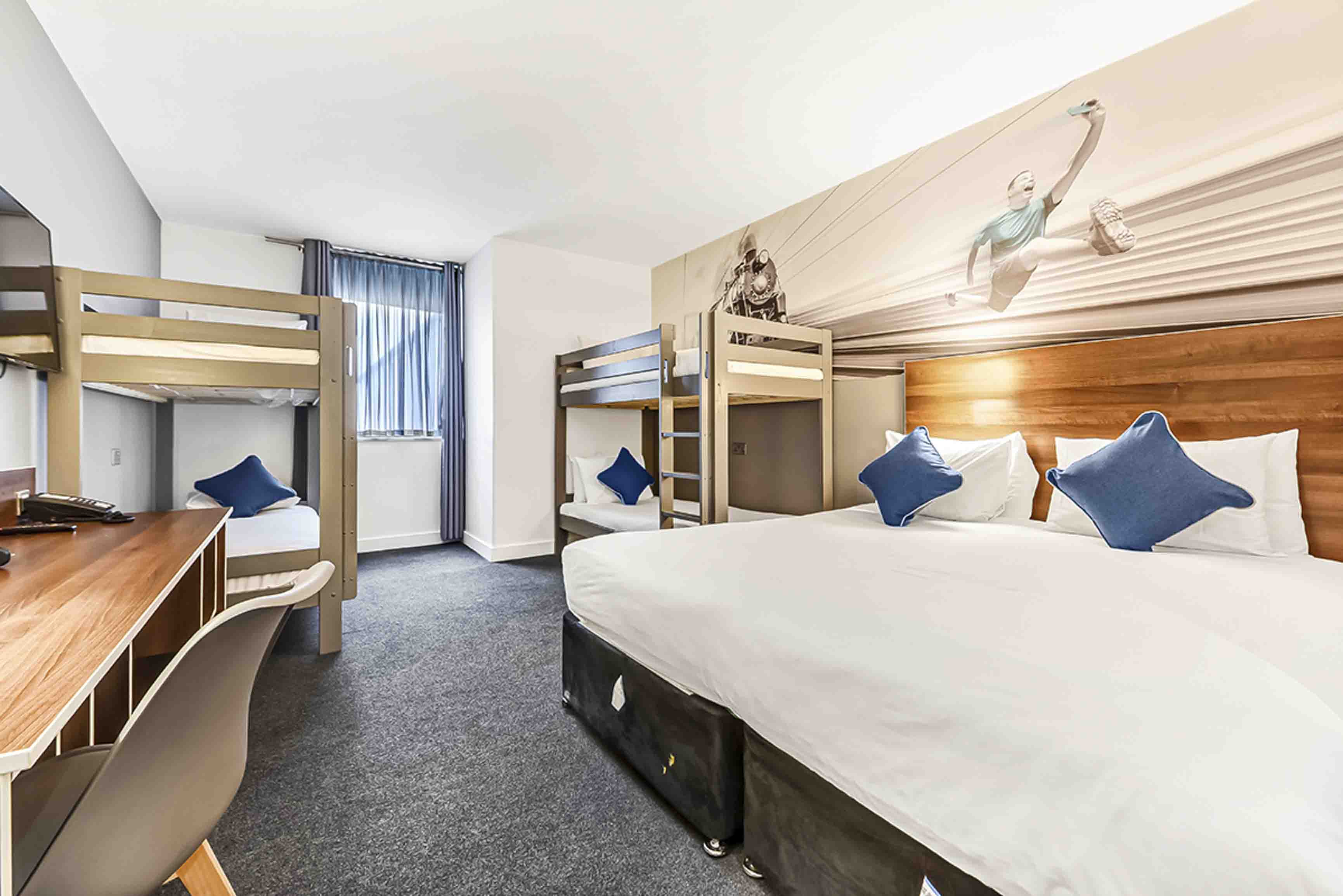 City 6 Bedrooms