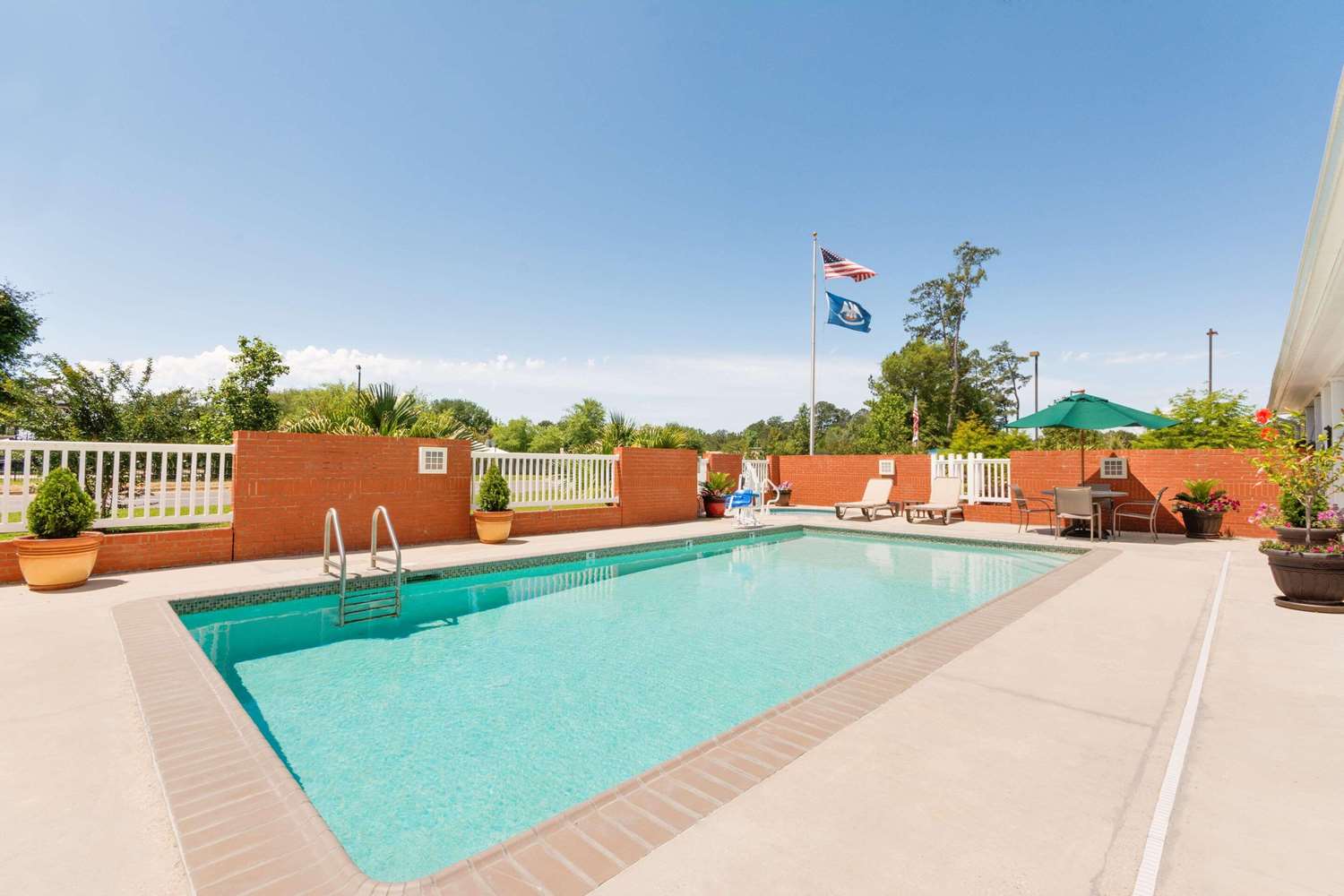 Country Inn and Suites By Radisson Covington LA 23/43