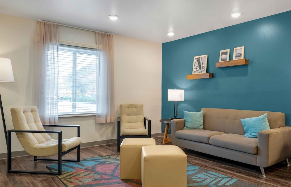 Extended Stay America - Select Suites Orlando - Airport 41/57