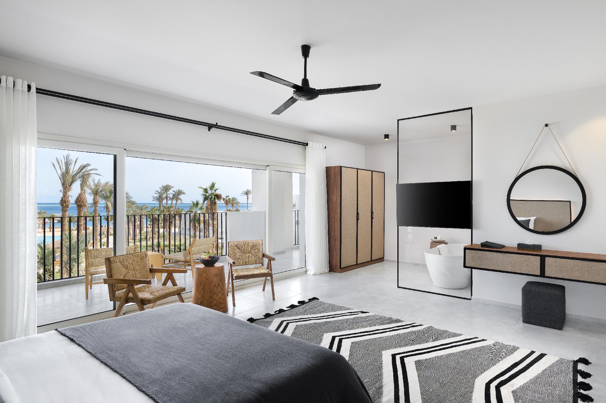 2 BEDROOMS, SUITE, SEA VIEW