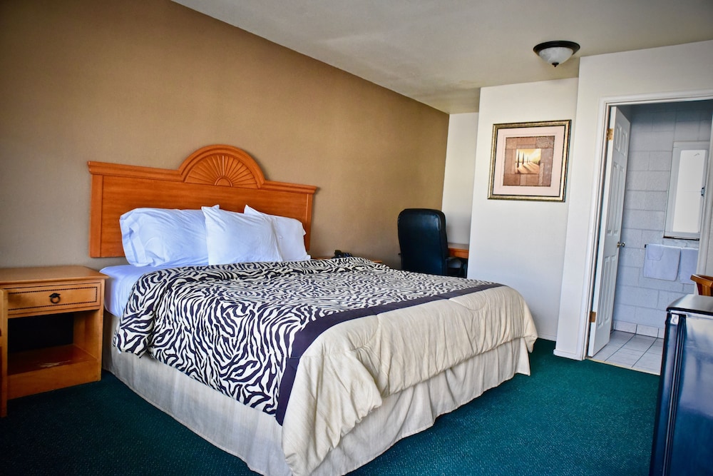 Travel Inn 8/27