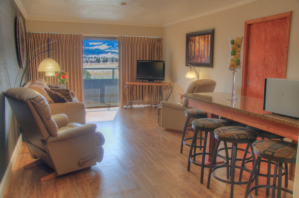 Fairmont Hot Springs Resort 29/54