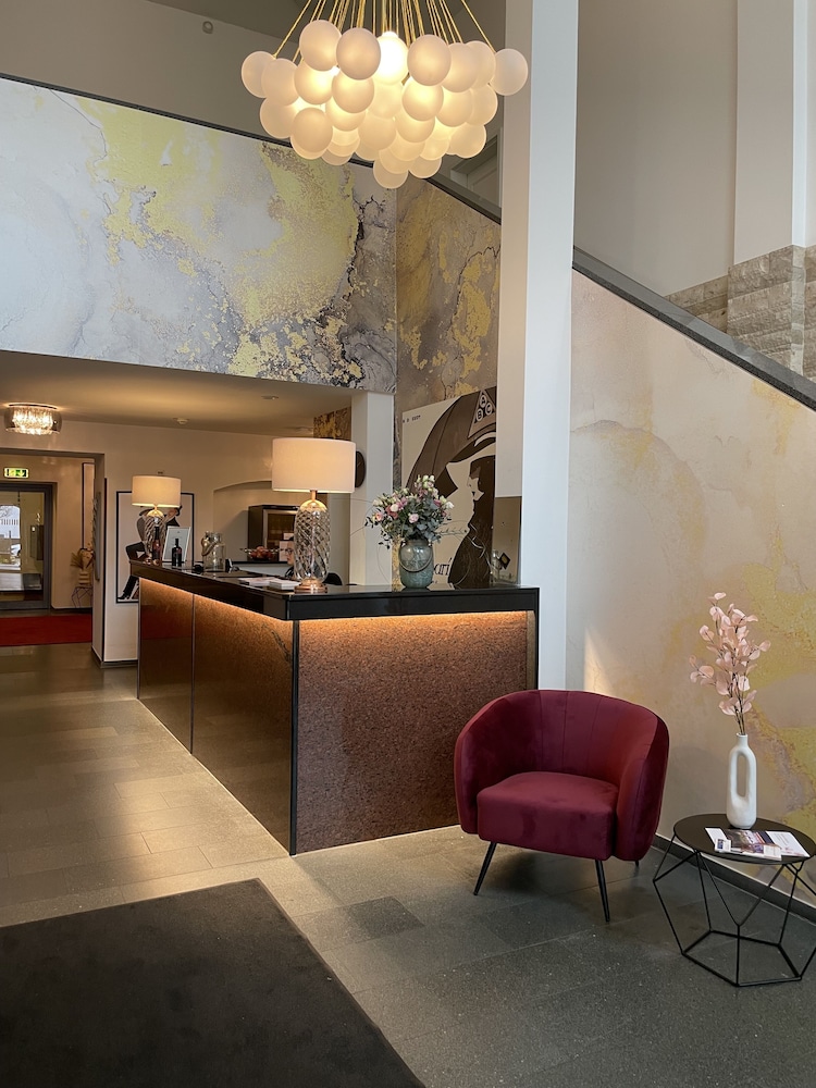 LIKESTAY Premium Baden-Baden 9/48