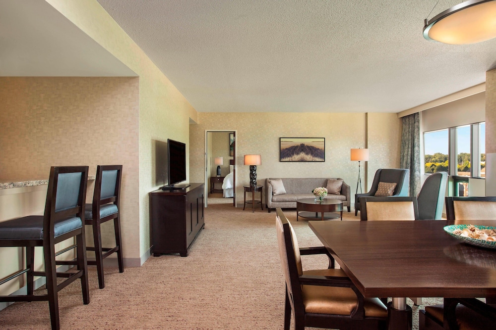 The Westin Southfield Detroit 41/56