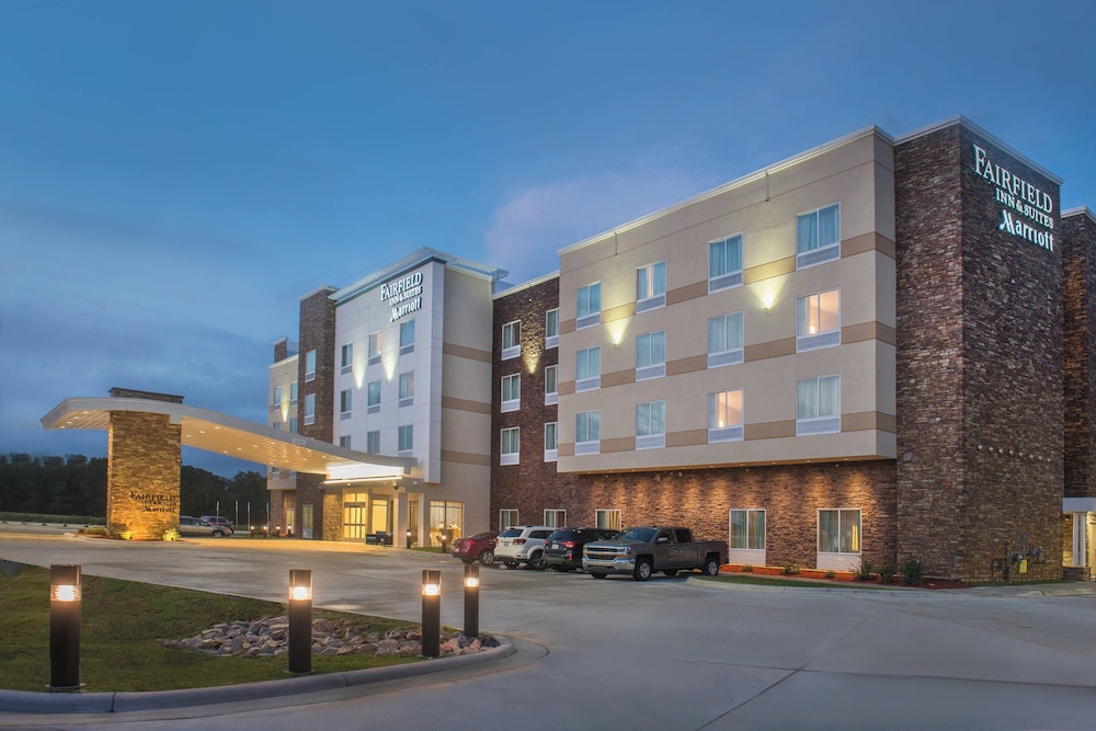 Fairfield Inn And Suites Washington 43/50