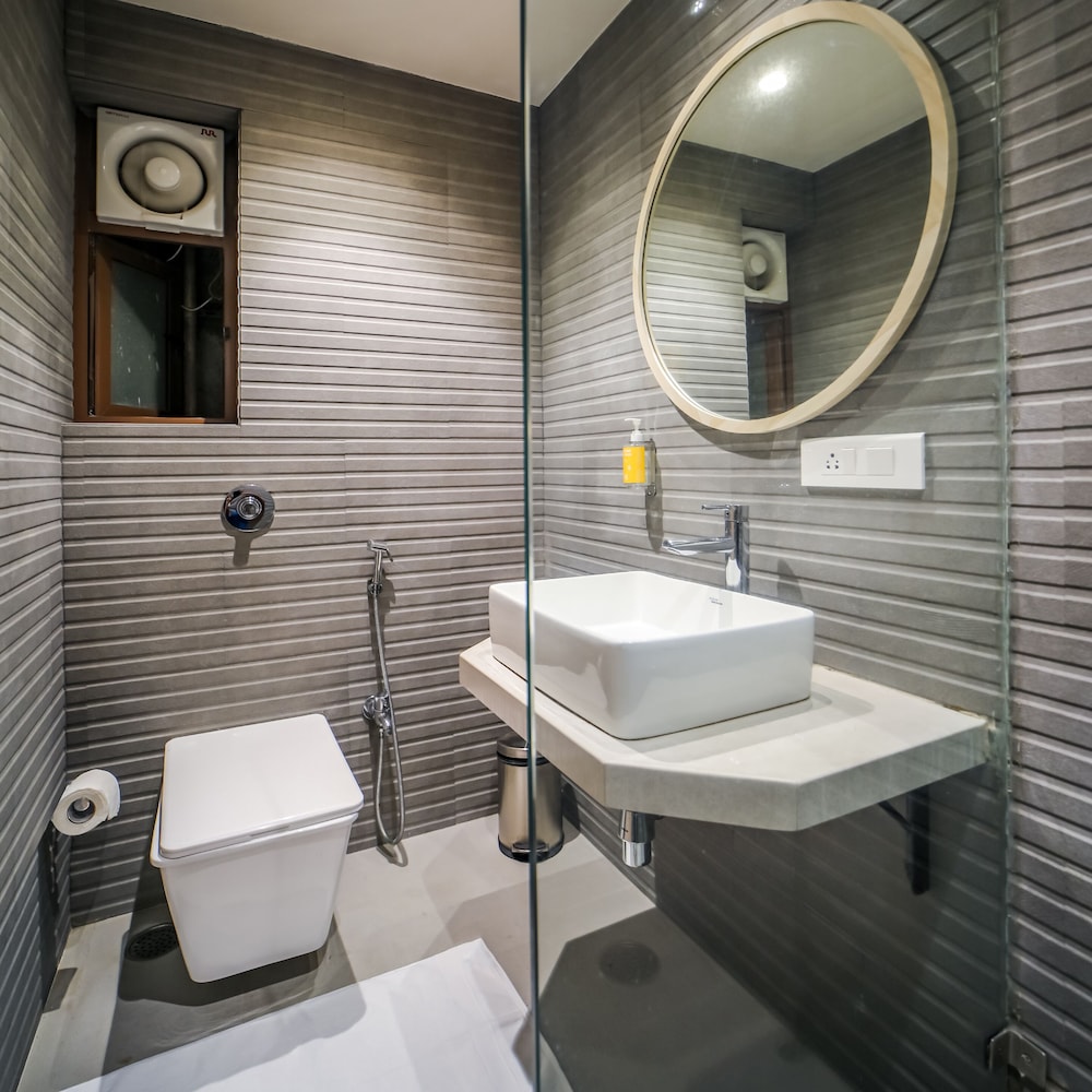 Bloom Hotel - Juhu 36/38