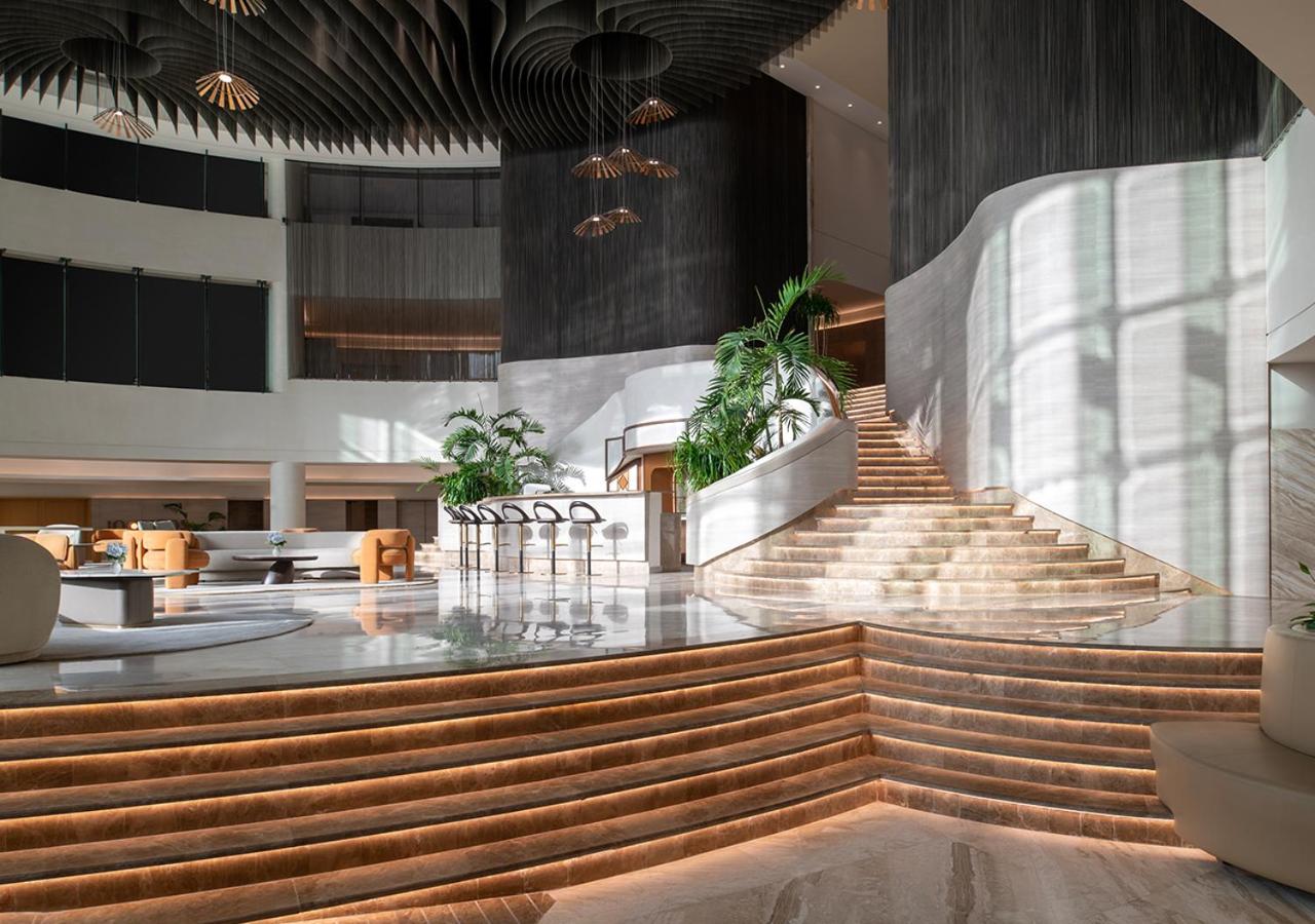 Ray Hotel Kuwait 12/63