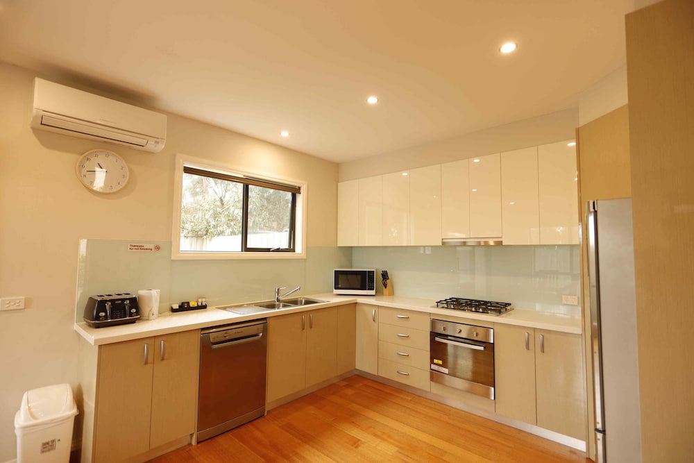 Apollo Bay Seal Apartments 33/33