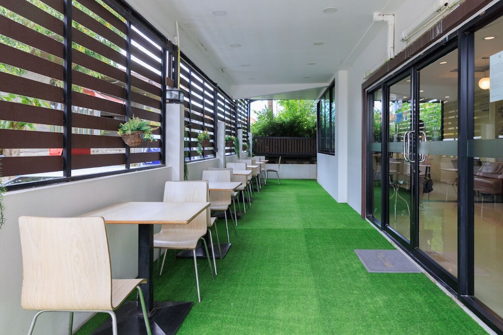 Baan Phor Phan Hotel 32/48