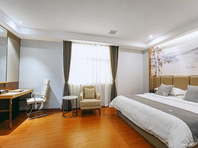 GreenTree Eastern Anshun Town Huangguoshu Avenue Jinhui Xindu Hotel 13/50