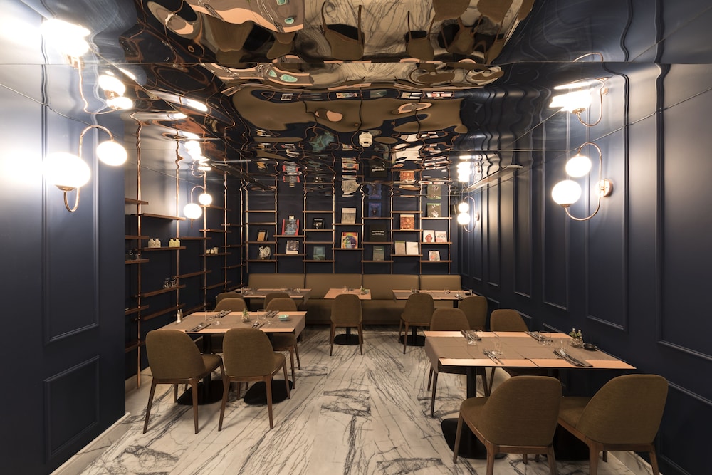 Endless Art Hotel 48/63