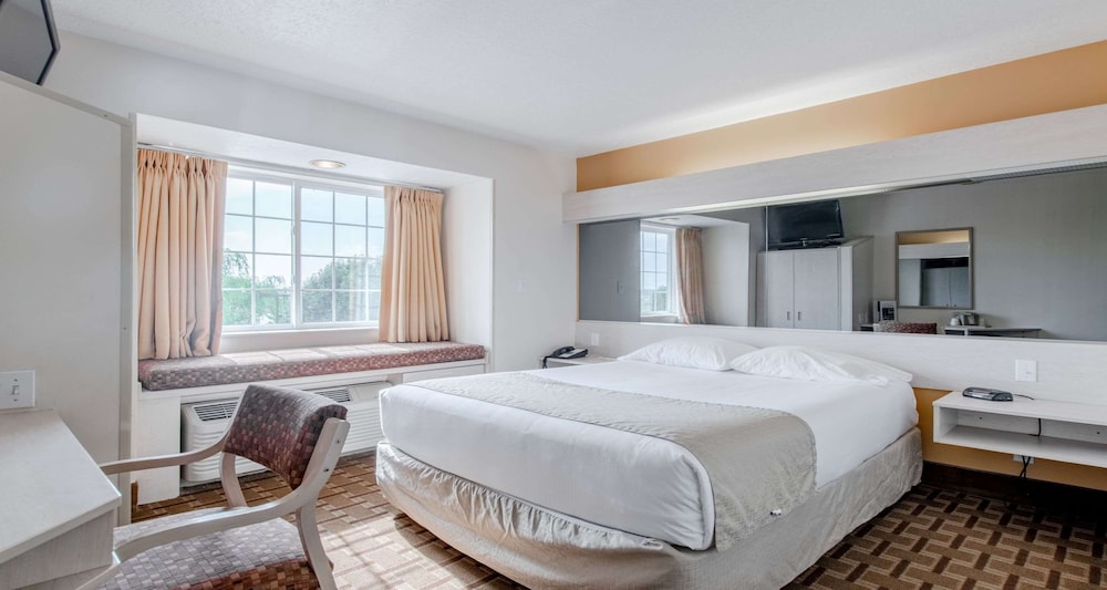 SureStay Hotel by Best Western Christiansburg Blacksburg 13/23