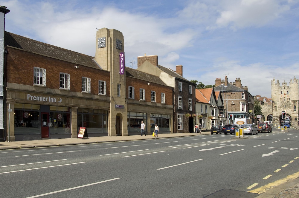 Premier Inn York City Blossom St North 35/44