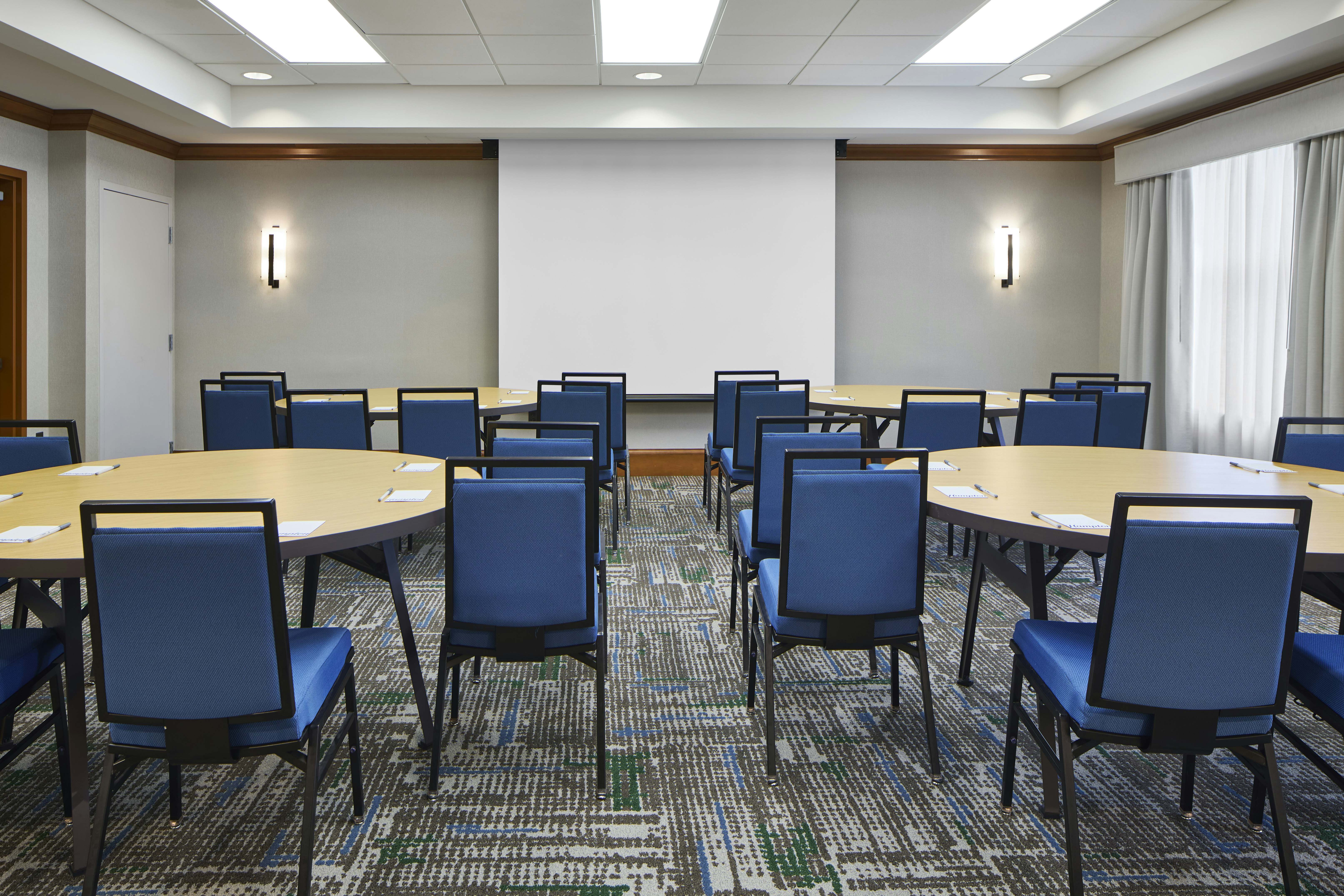 Hampton Inn Suites Saratoga Springs Downtown 63/69