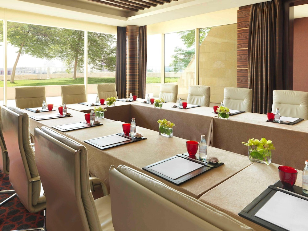 Raffles Dubai Hotel 37/50