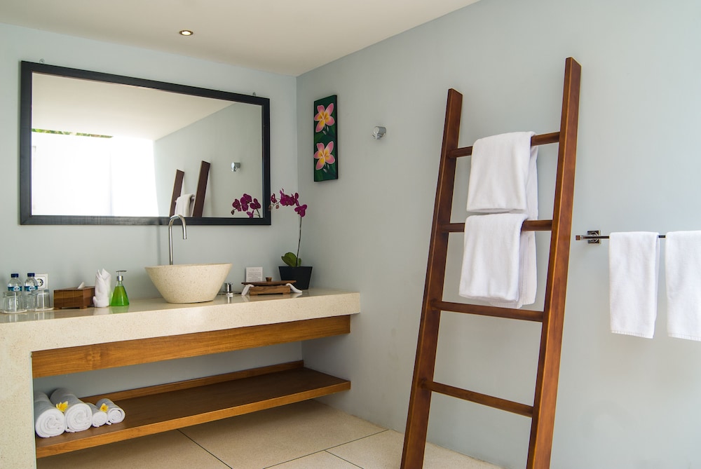 Living Asia Resort Spa Lombok 12/72