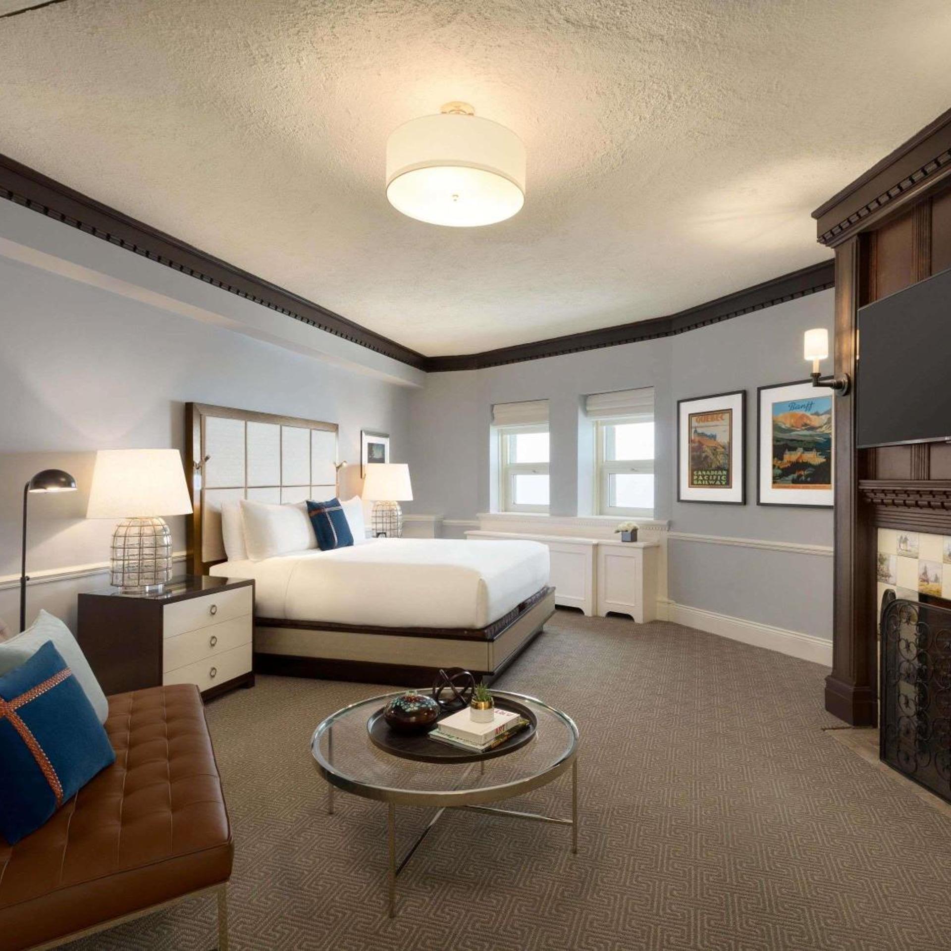 1 Bedroom, Van Horne, Suite, River View