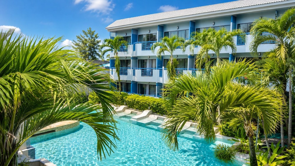 Phuket Island View Resort 7/76