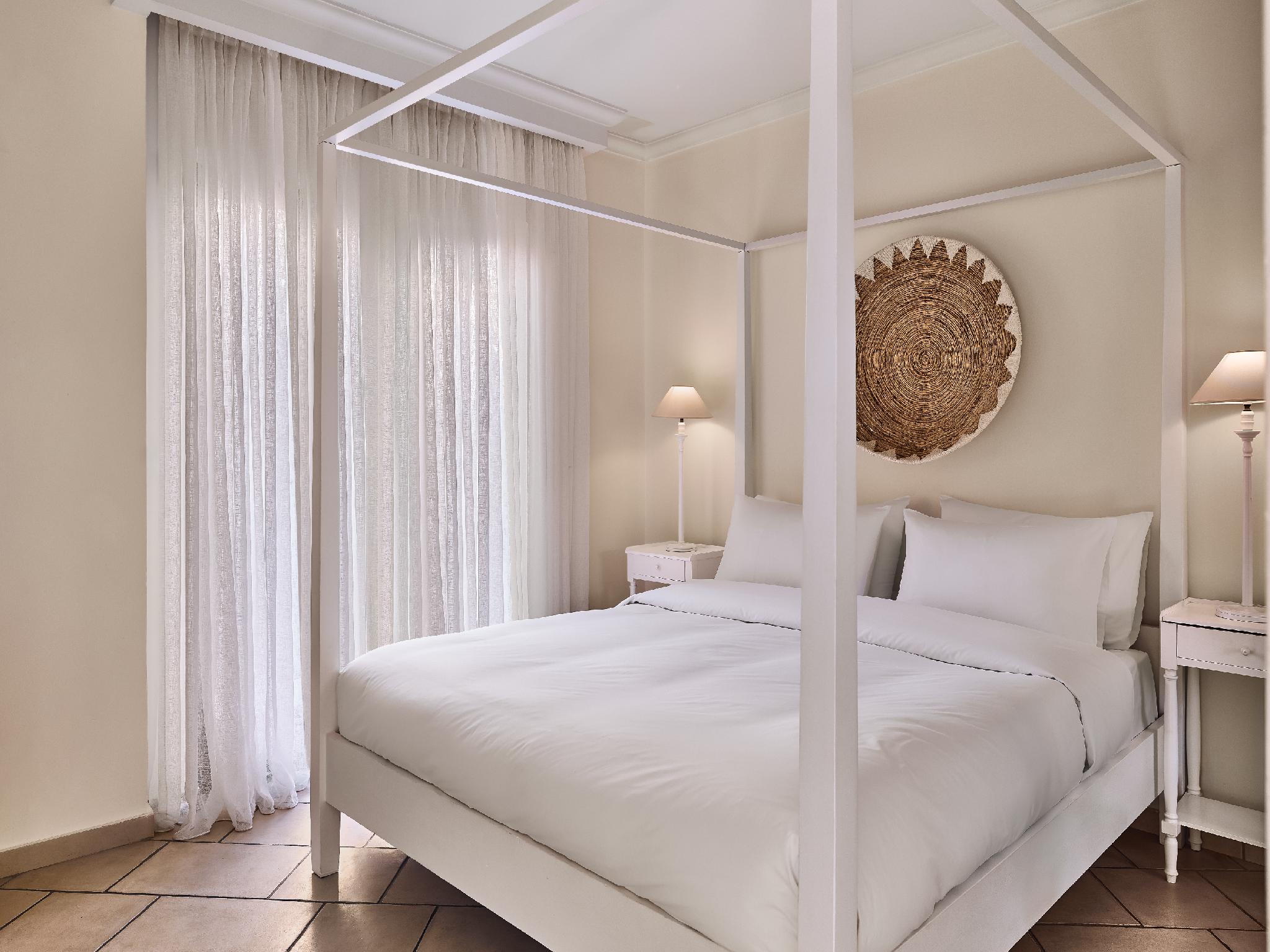 2 Bedrooms, Maisonette