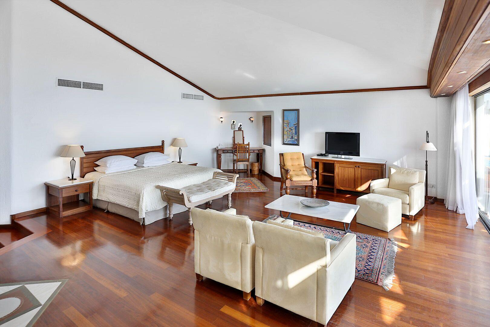 1 Bedroom, Royal, Suite, Sea View, Sauna
