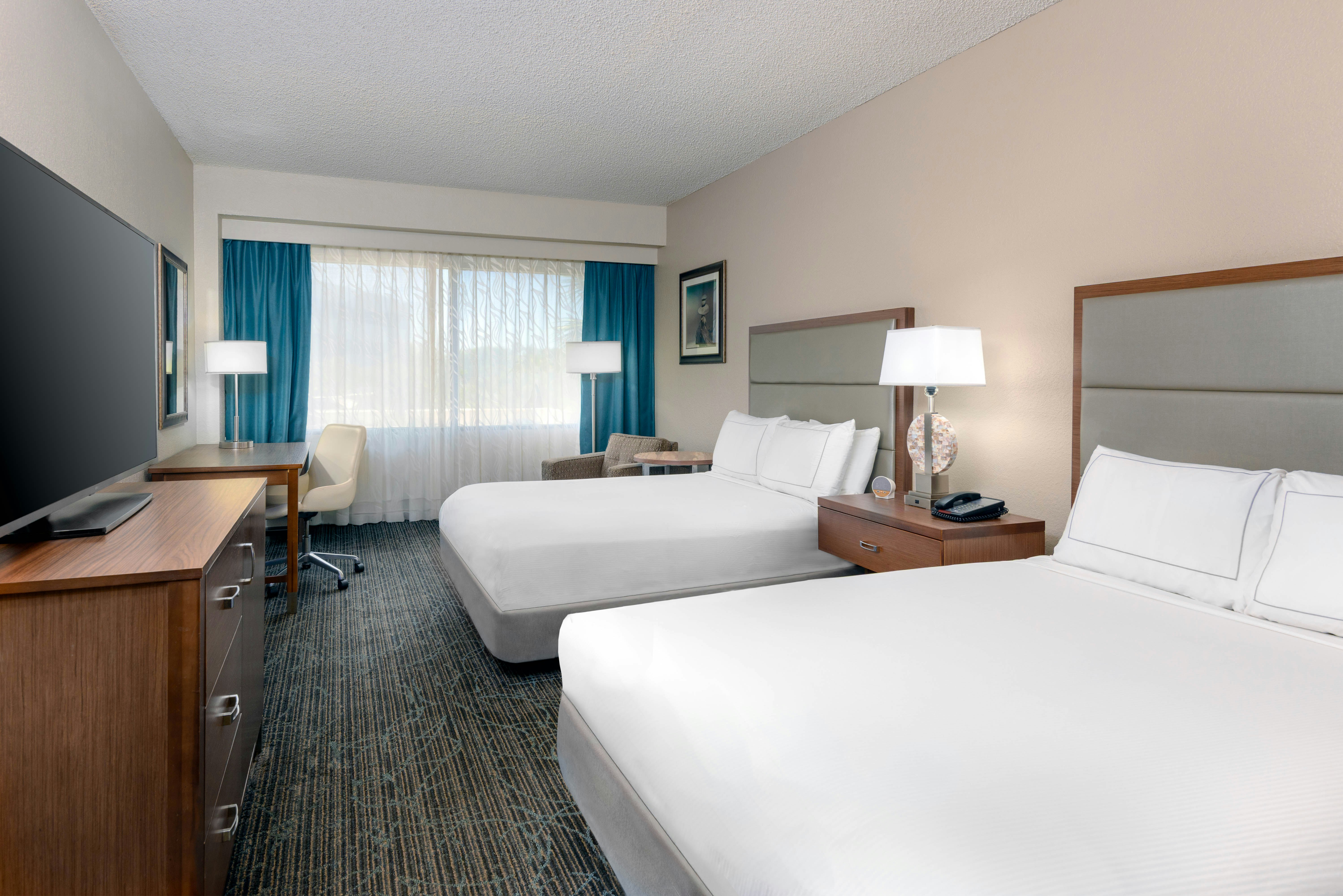 ROOM, 2 DOUBLE BEDS