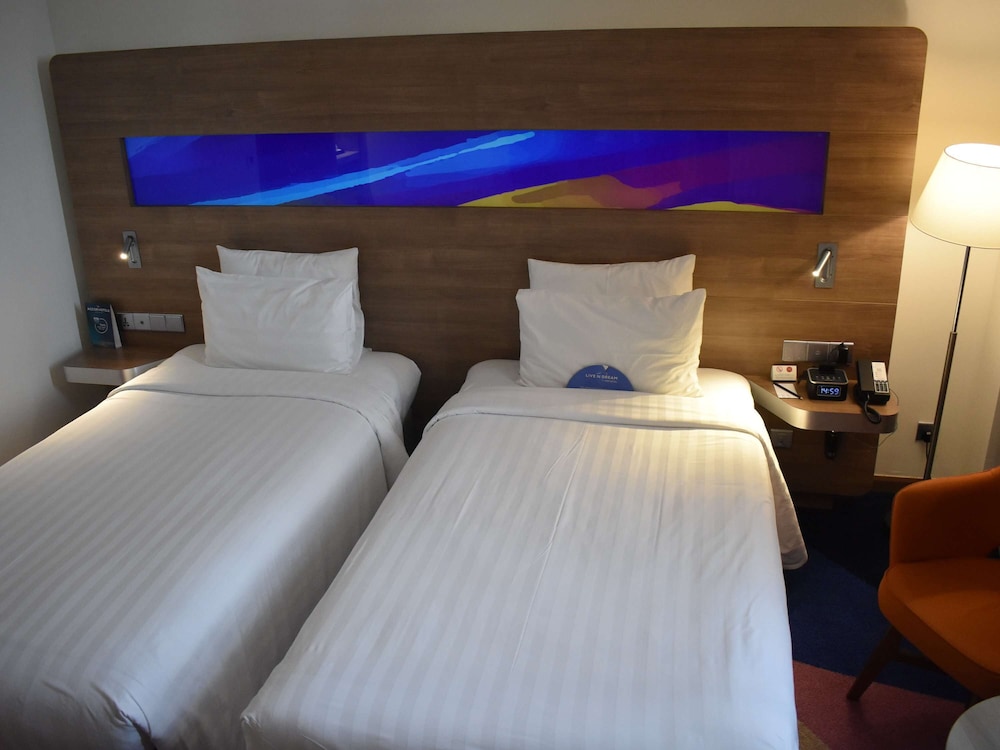 Novotel Taiping Perak 12/64