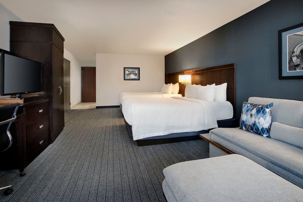 Courtyard by Marriott Worcester 11/45