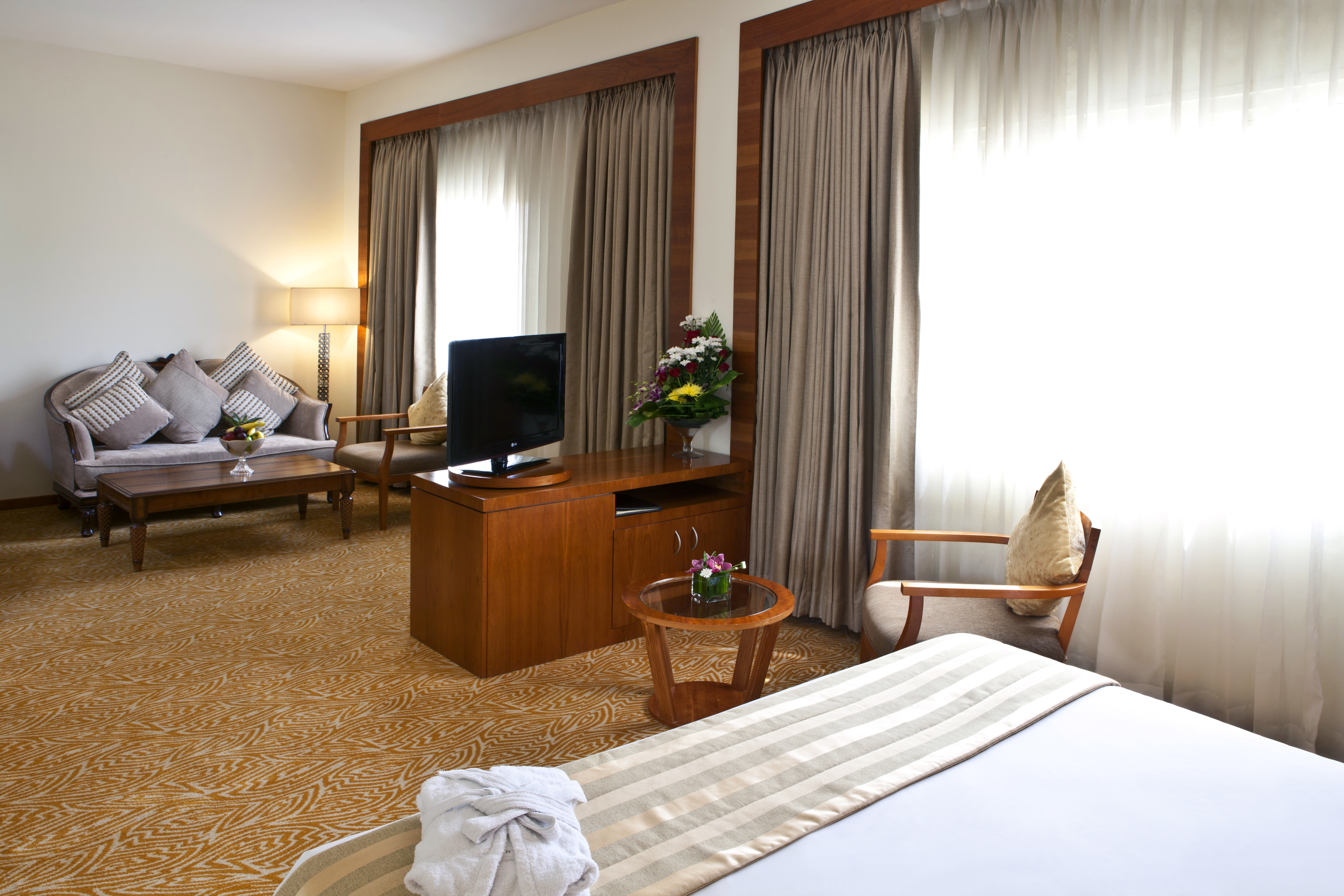 JUNIOR SUITE