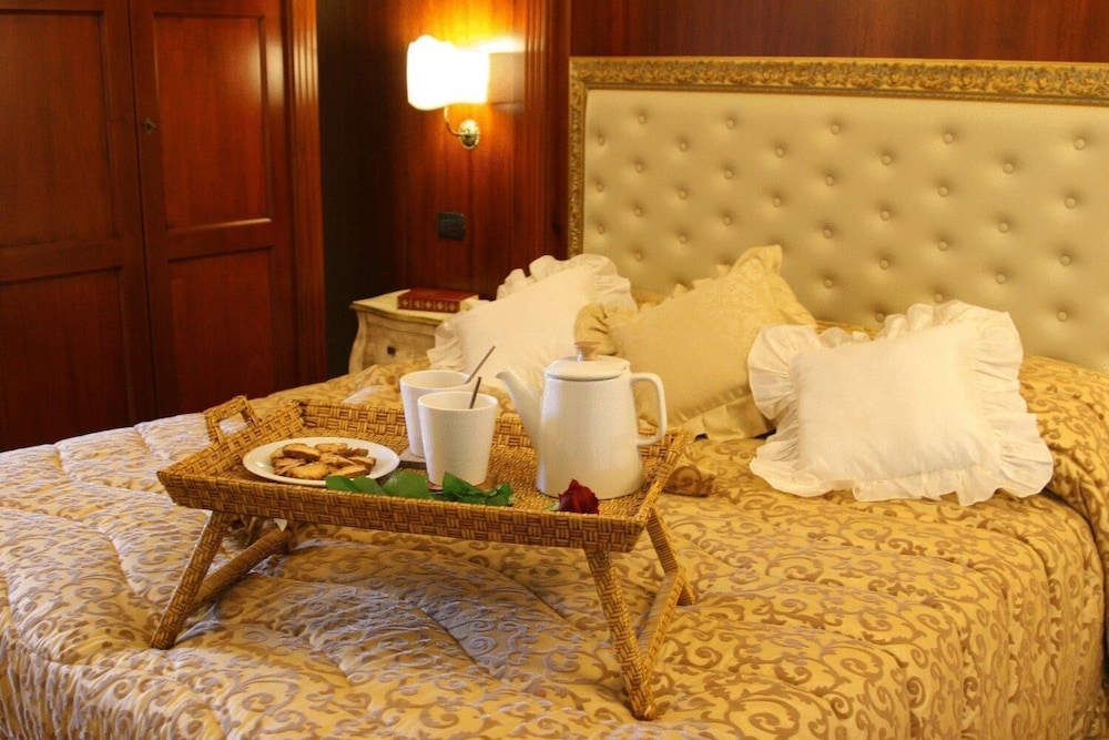 Hotel Tesoretto 22/37
