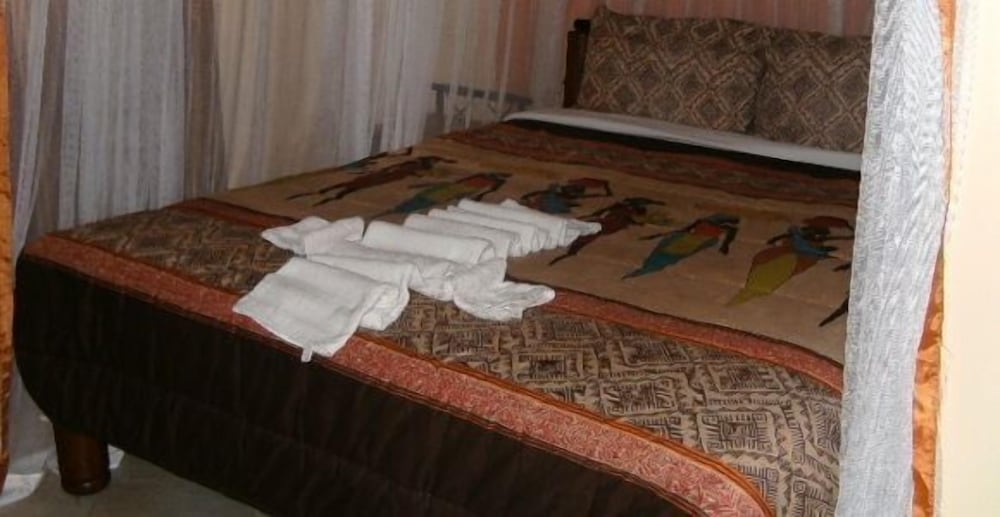 Fahari Guest House 5/15